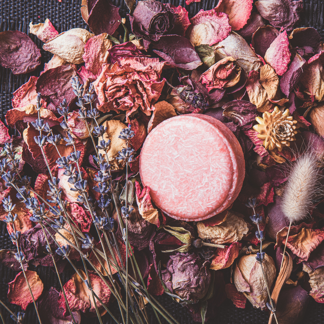 Natuurlijke Shampoo vs. Shampoo bars: Voordelen en Nadelen
