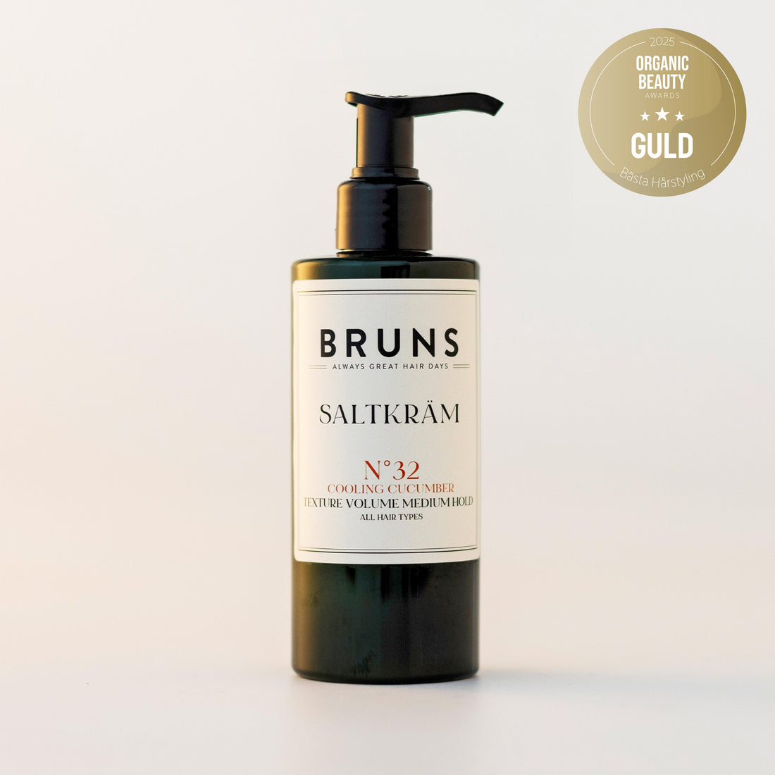 Bruns Salt Cream No. 32 stylingproduct in pompflacon van 200 ml, winnaar van goud bij de Organic Beauty Awards.